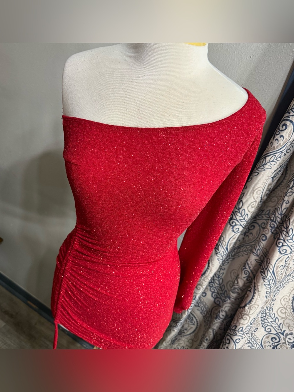 Windsor One-Shoulder Sparkle Red Bodycon Dress